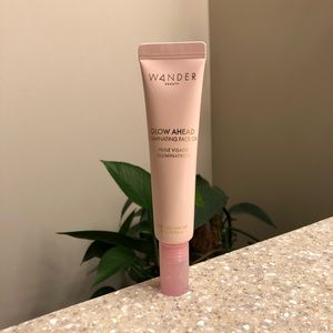 Glow Ahead Illuminating Face Oil Wander Beauty